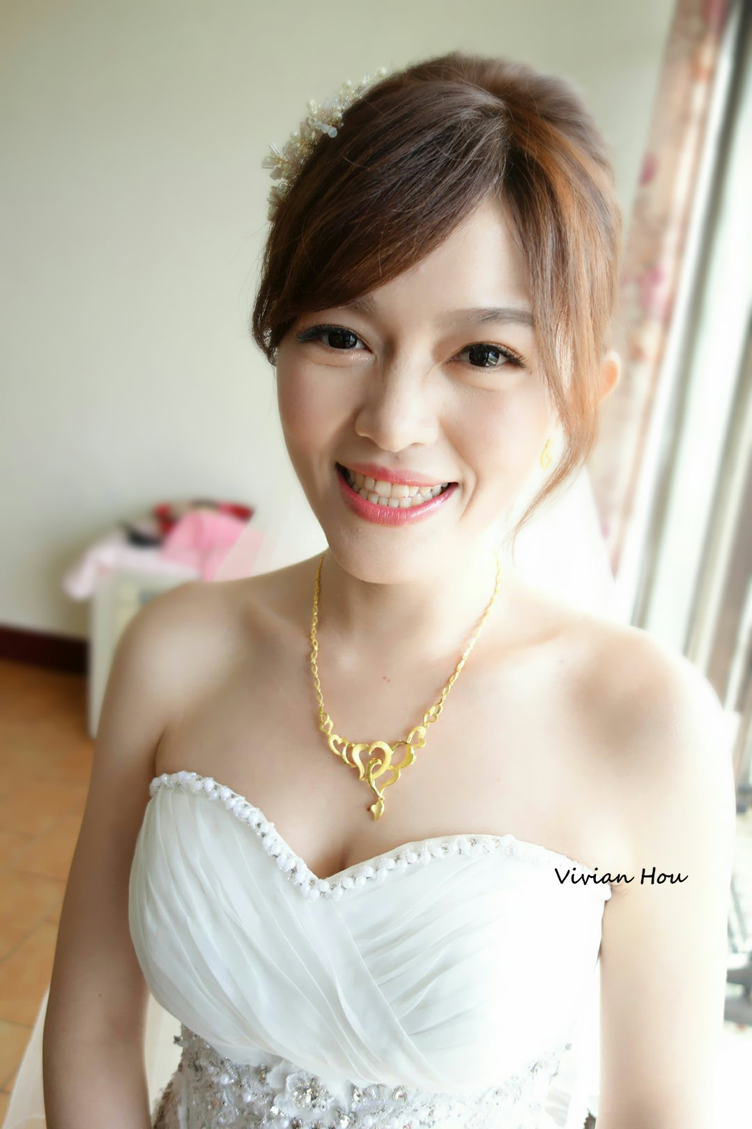 新娘迎娶造型Vivian Hou