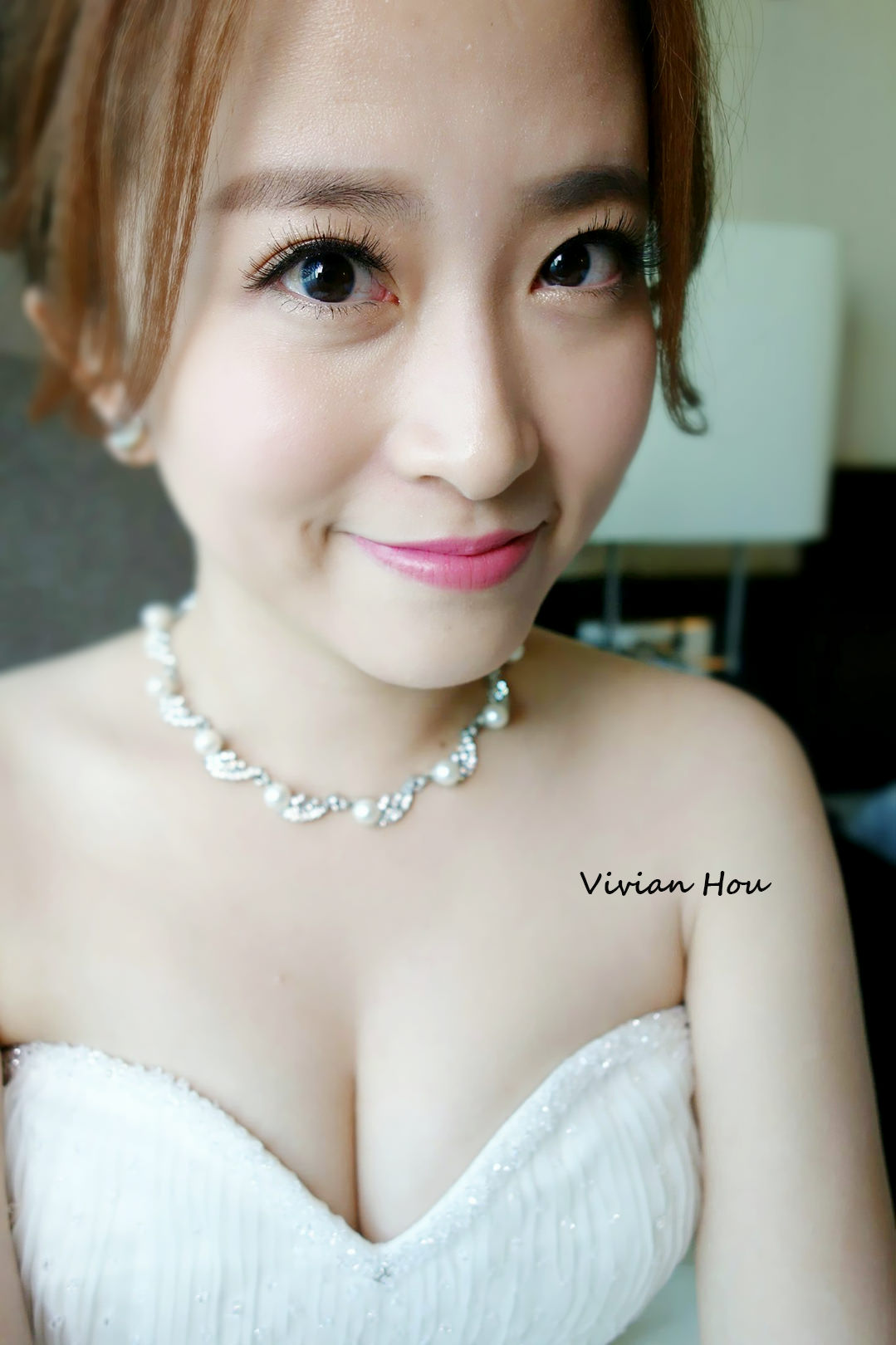 自然透亮的新娘精緻底妝妝感 Vivian Hou